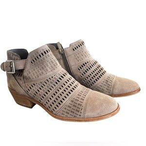 Vince Camuto Taupe Tan Suede Ankle Booties Size 7 1/2